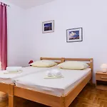 Apartment Neve