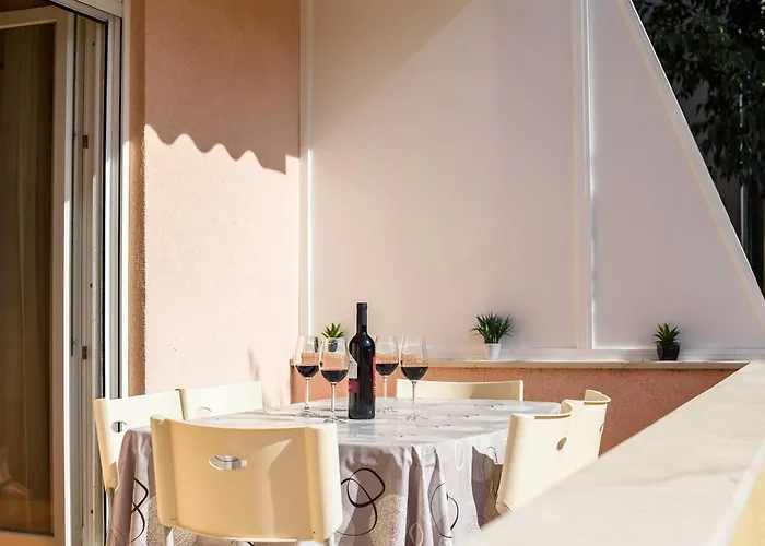 Neve Appartement Marina