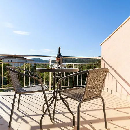 Apartment Neve Marina
