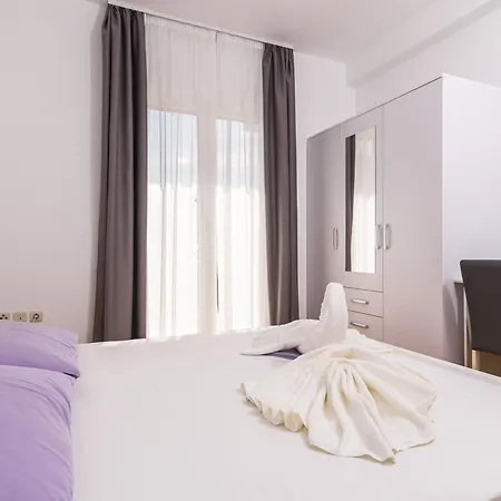 Neve Apartment Marina